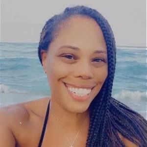 Meet your Posher, Toni